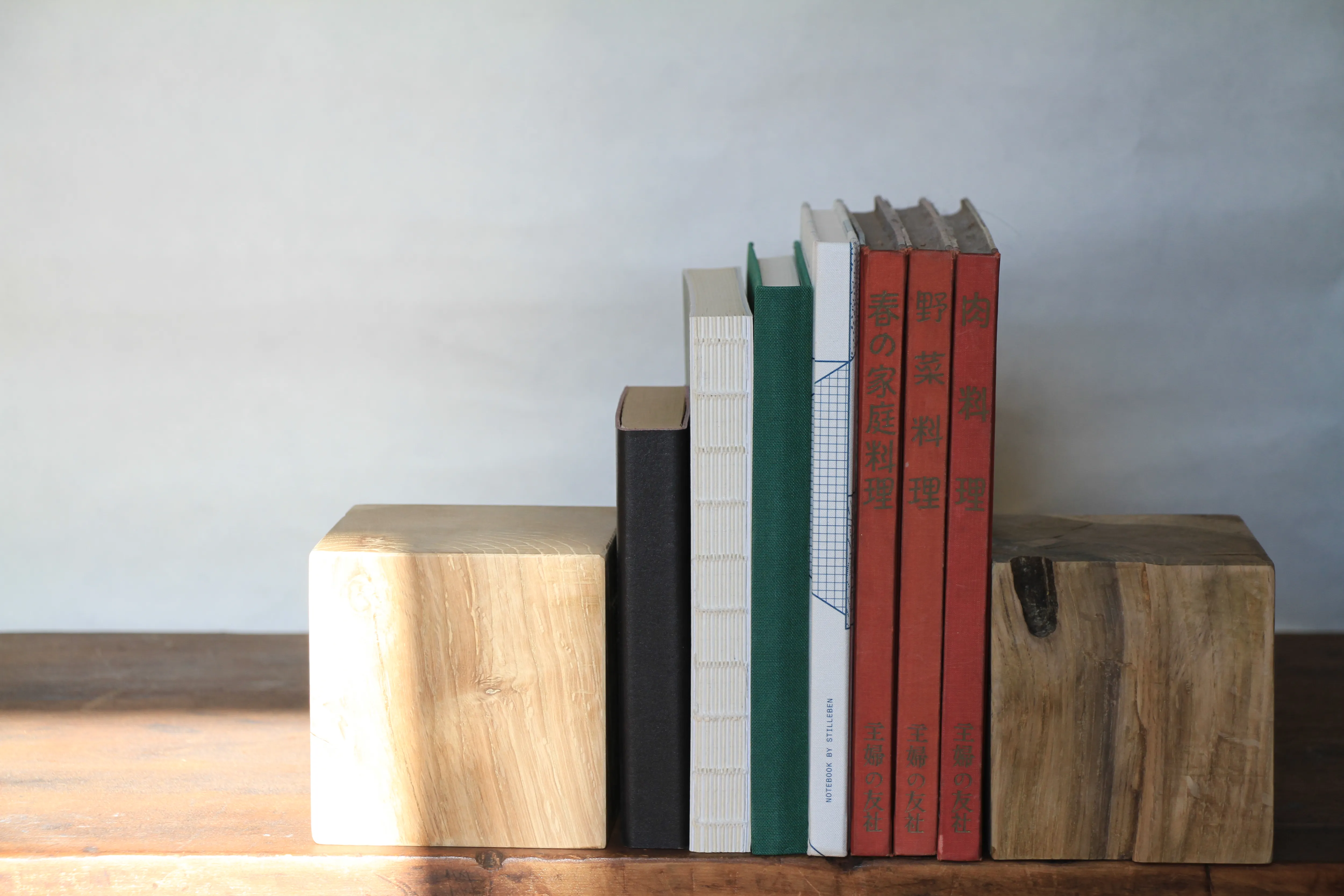 scenery-bookshelf-goods-image